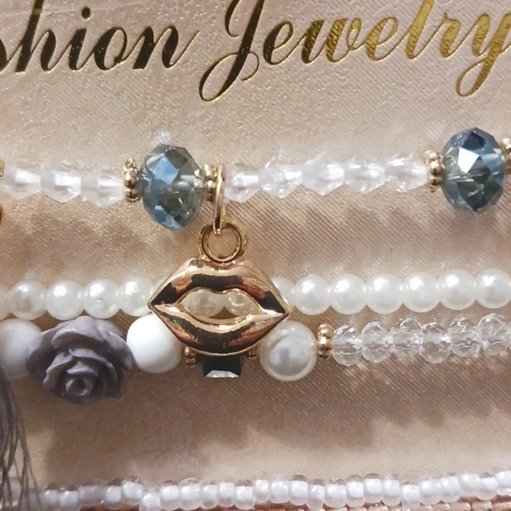 Bracelet - Picture 2 of 3